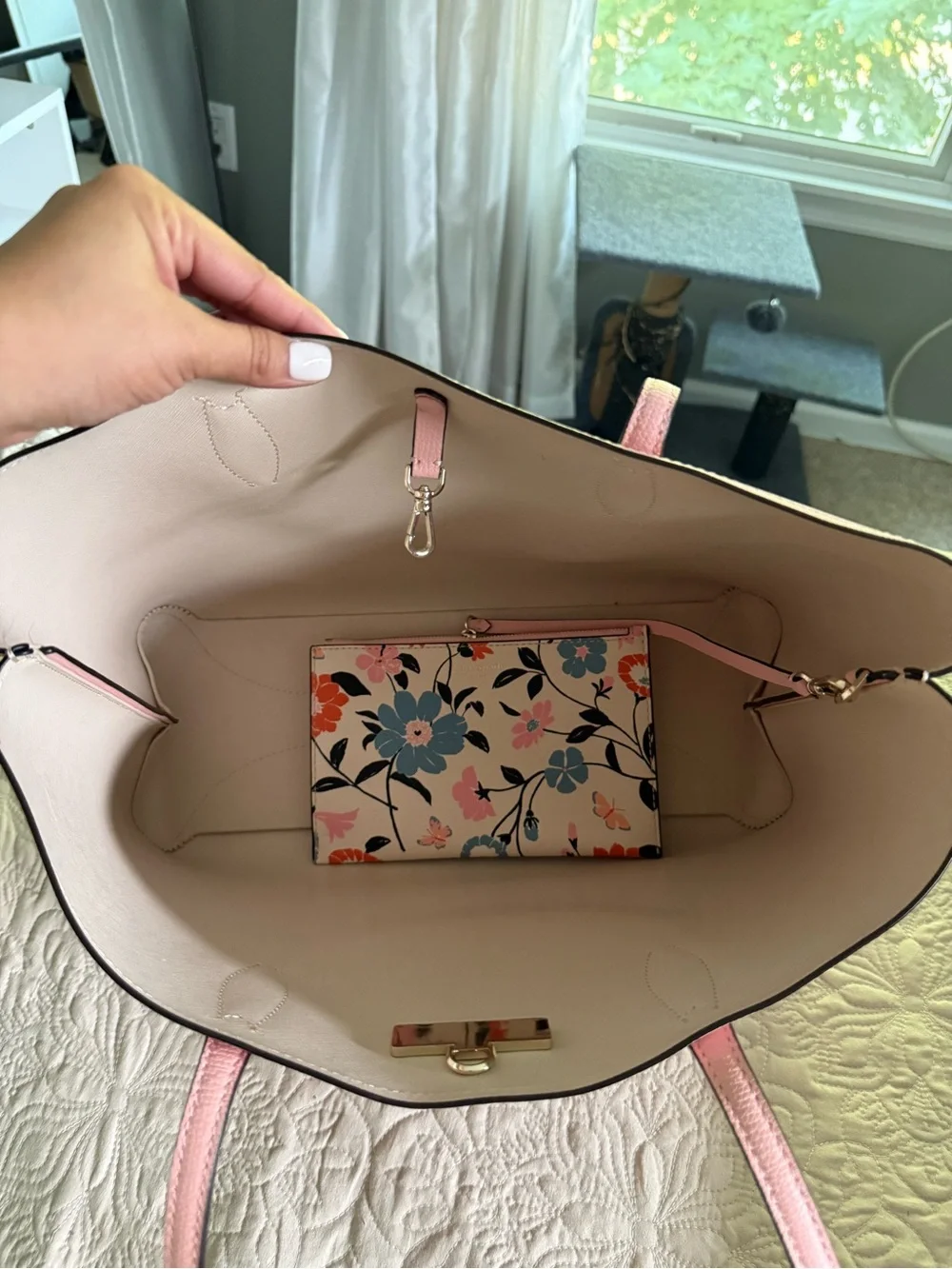 Kate Spade Pink Tote Bag w Mini Floral Pouch